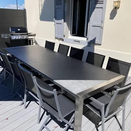 Evalou De 240 M². Villa