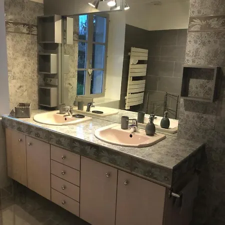 Villa Evalou De 240 M².