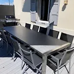 Evalou De 240 M². Villa
