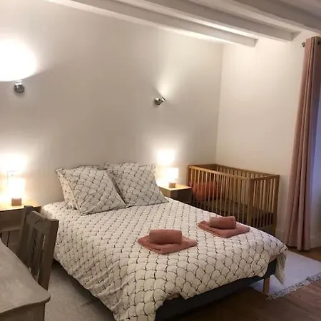 Evalou De 240 M². Villa Trevignin