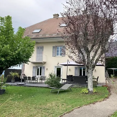 Evalou De 240 M².